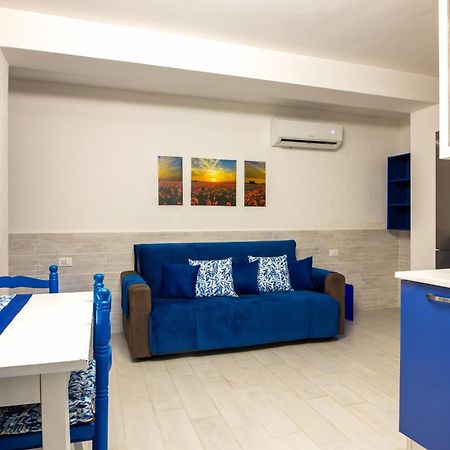 Oasi Siciliana Apartment แตร์ราซีนี ภายนอก รูปภาพ