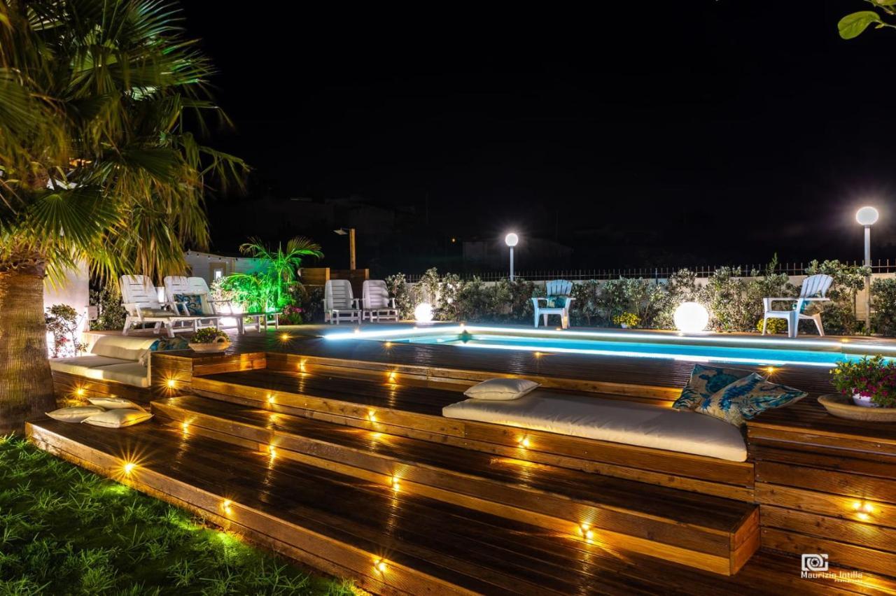 Oasi Siciliana Apartment แตร์ราซีนี ภายนอก รูปภาพ