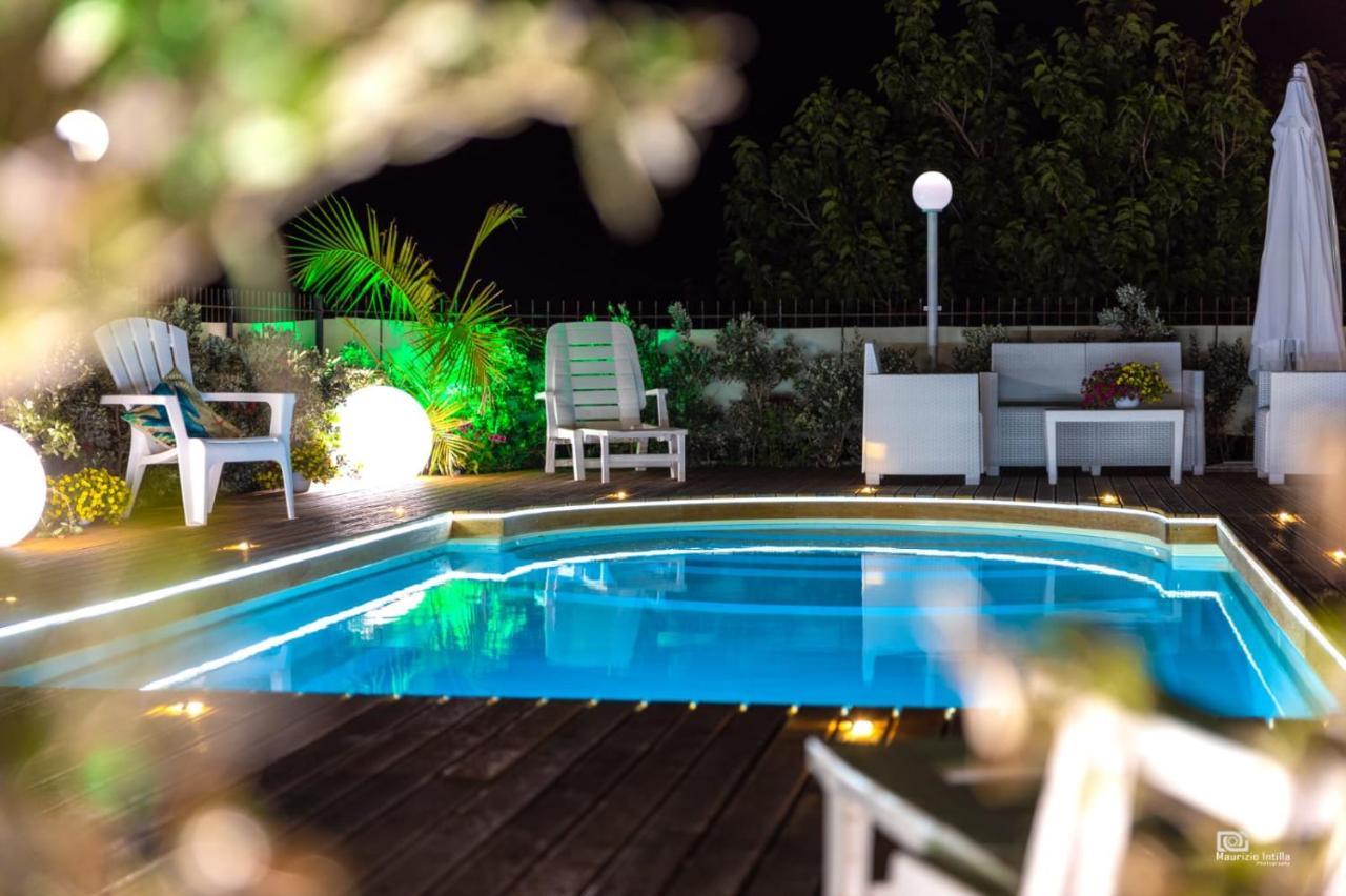 Oasi Siciliana Apartment แตร์ราซีนี ภายนอก รูปภาพ