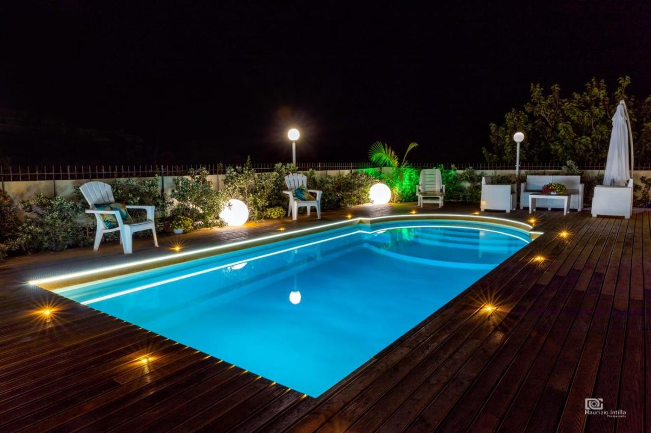 Oasi Siciliana Apartment แตร์ราซีนี ภายนอก รูปภาพ