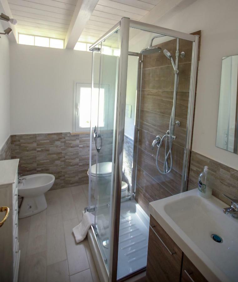 Oasi Siciliana Apartment แตร์ราซีนี ภายนอก รูปภาพ
